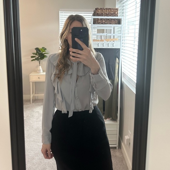 L’agence gray button down top - Picture 1 of 5